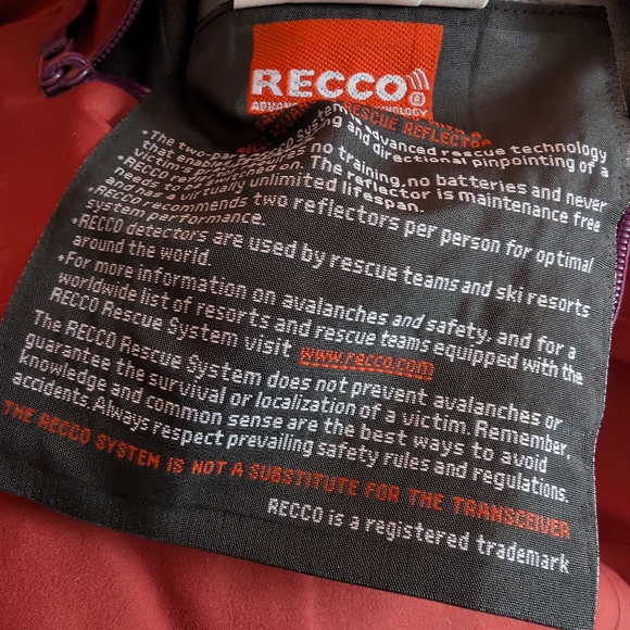 Arc'teryx Women's Revinna Snowboarding Gore-Tex Shell Jacket - Picture 14 of 14